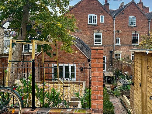 Butts -  filming photoshoot location-22