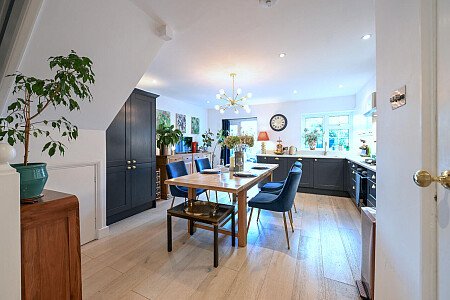 Topirary -  filming photoshoot location-02