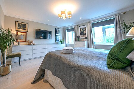 Topirary -  filming photoshoot location-14