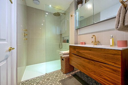 Topirary -  filming photoshoot location-25