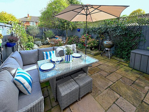 Topirary -  filming photoshoot location-28