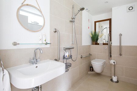 Bell - Locations direct filming photoshoot locations-17