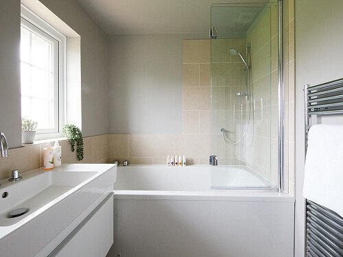 Bell - Locations direct filming photoshoot locations-24