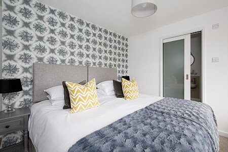 Bell - Locations direct filming photoshoot locations-25