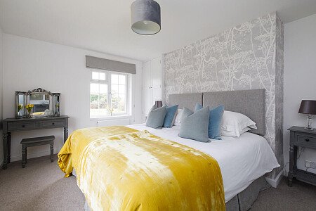 Bell - Locations direct filming photoshoot locations-32