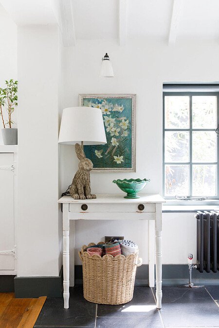 Pig Cottage - Locations direct filming photoshoot locations-10