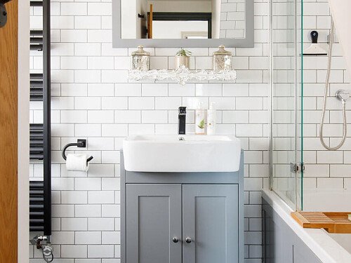 Pig Cottage - Locations direct filming photoshoot locations-14