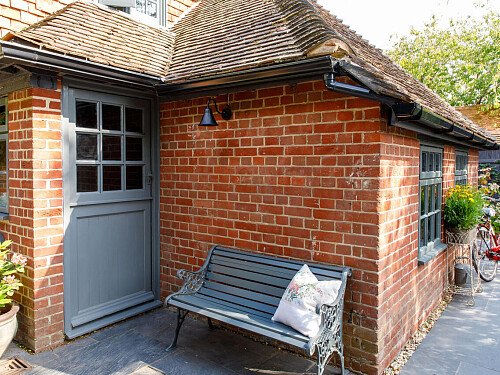 Pig Cottage - Locations direct filming photoshoot locations-20