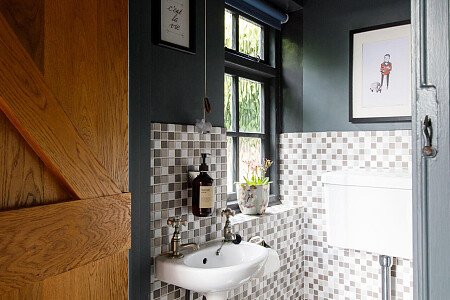 Pig Cottage - Locations direct filming photoshoot locations-24