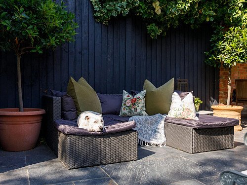 Pig Cottage - Locations direct filming photoshoot locations-30