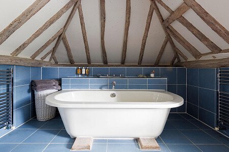 Hunters - Locations direct filming photoshoot locations-03