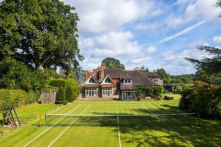 Hunters - Locations direct filming photoshoot locations-07