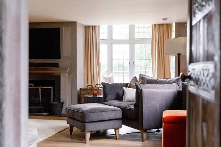 Hunters - Locations direct filming photoshoot locations-10