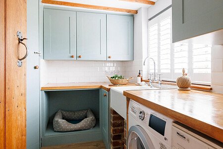 Hunters - Locations direct filming photoshoot locations-22