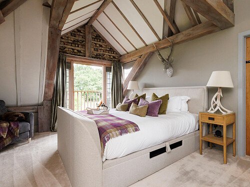 Hunters - Locations direct filming photoshoot locations-23