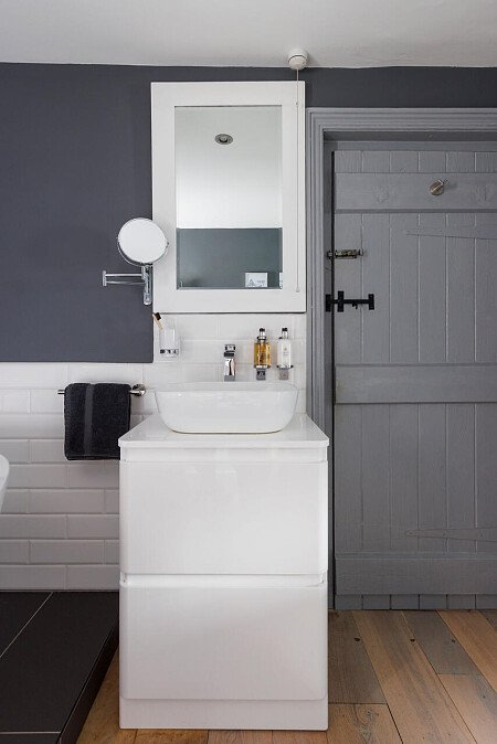 Hunters - Locations direct filming photoshoot locations-36