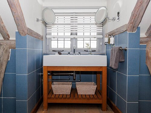 Hunters - Locations direct filming photoshoot locations-41