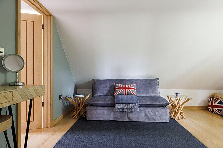 Hunters - Locations direct filming photoshoot locations-56