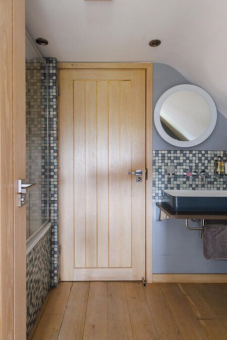 Hunters - Locations direct filming photoshoot locations-55