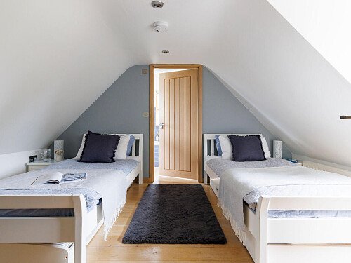 Hunters - Locations direct filming photoshoot locations-57