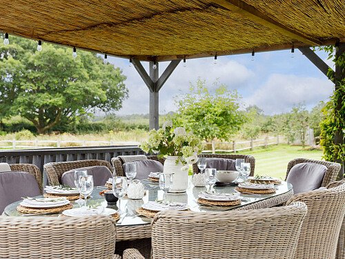 Hunters - Locations direct filming photoshoot locations-63