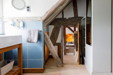 Hunters - Locations direct filming photoshoot locations-73