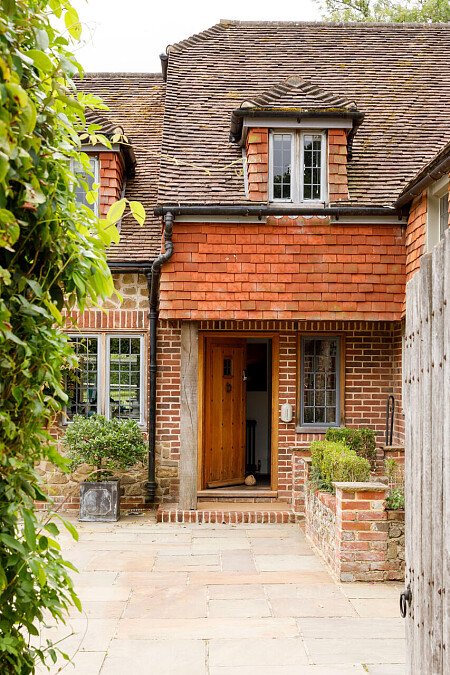 Hunters - Locations direct filming photoshoot locations-76