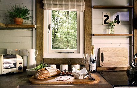 The Cabin CMS  - Locations direct filming photoshoot locations-09