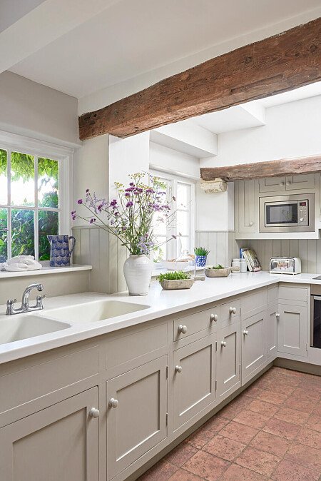 Manor House CMS - Locations direct filming photoshoot locations-14