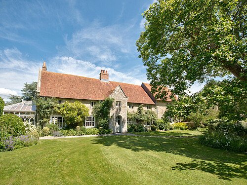 Manor House CMS - Locations direct filming photoshoot locations-22