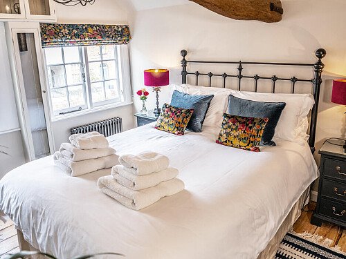 Old Coach House CMS - Locations direct filming photoshoot locations-4