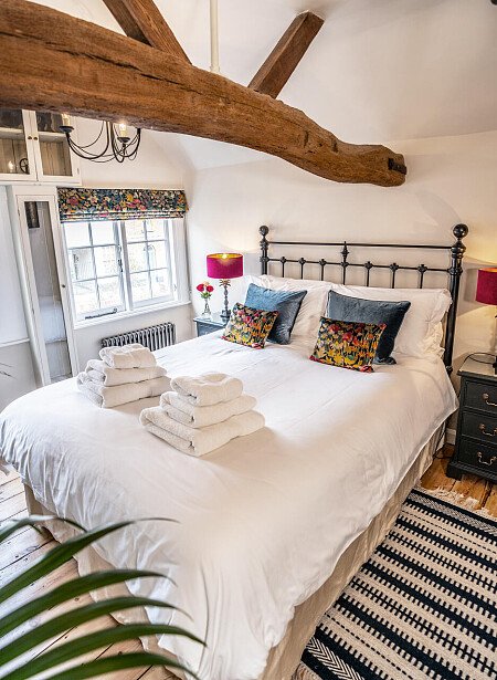 Old Coach House CMS - Locations direct filming photoshoot locations-4