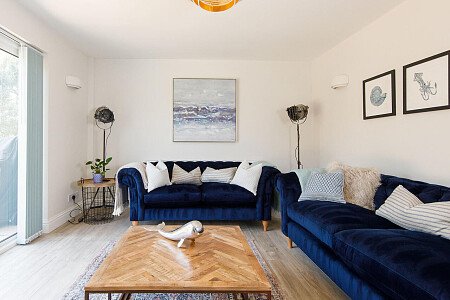 Cullimore- Locations direct filming photoshoot locations-18