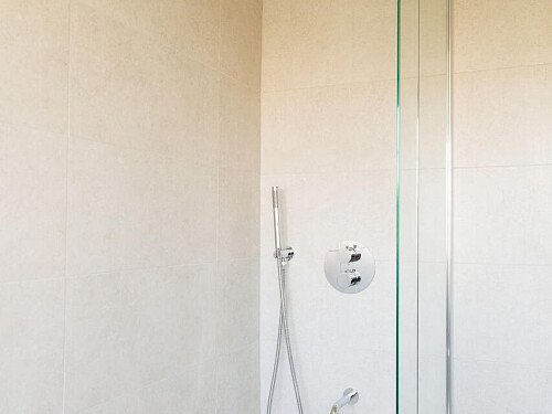 Cullimore- Locations direct filming photoshoot locations-47