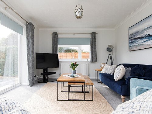 Church rd - Locations direct filming photoshoot locations-19