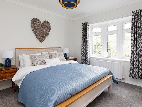 Church rd - Locations direct filming photoshoot locations-36