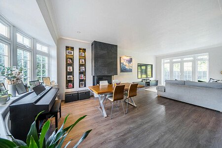 Stratford RD -  filming photoshoot location-05