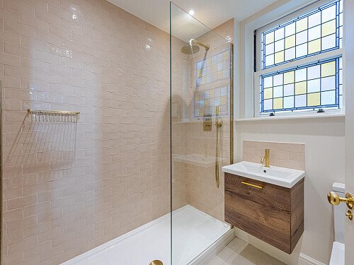 Wakehurst -  filming photoshoot location-18