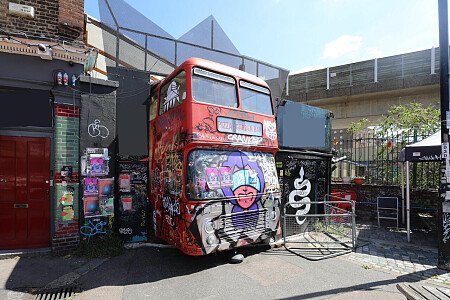 Bus - Filming Locations Locations Direct -01