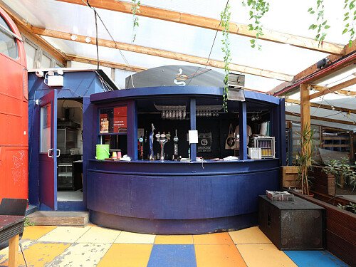 Bus - Filming Locations Locations Direct -17