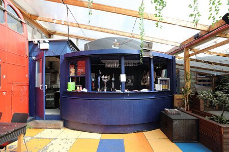 Bus - Filming Locations Locations Direct -17