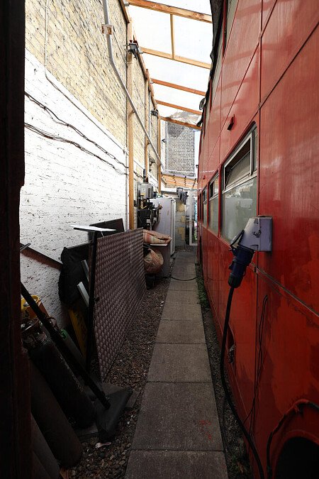 Bus - Filming Locations Locations Direct -20