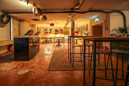 Comet Bar - Filming Locations Locations Direct -01