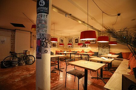 Comet Bar - Filming Locations Locations Direct -05