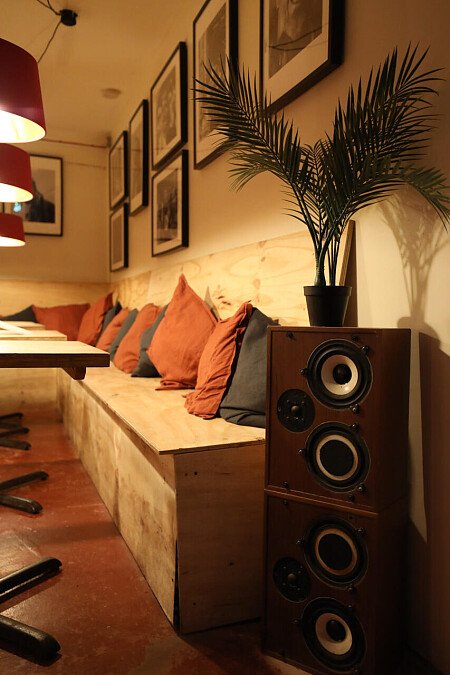 Comet Bar - Filming Locations Locations Direct -10