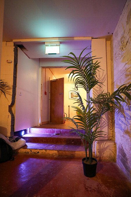 Comet Bar - Filming Locations Locations Direct -20