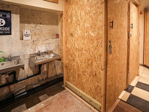 Comet Bar - Filming Locations Locations Direct -19