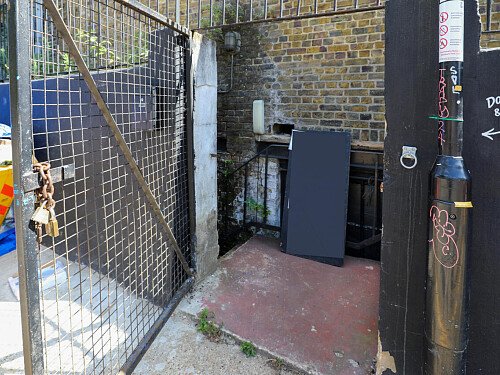 Comet Bar - Filming Locations Locations Direct -21