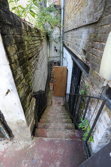 Comet Bar - Filming Locations Locations Direct -22