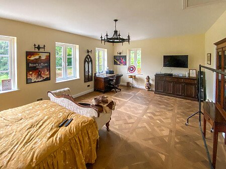 Pigeon-  filming photoshoot location-25